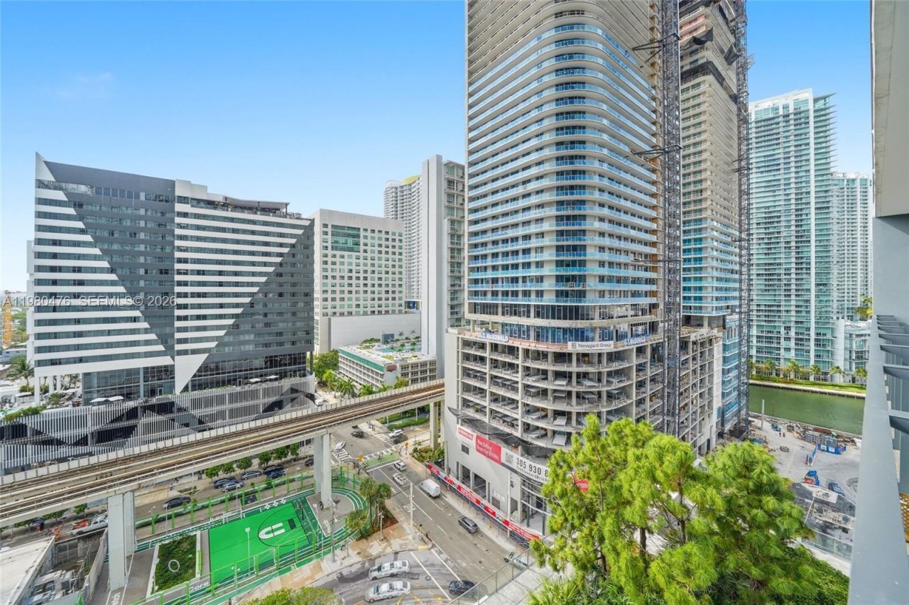 88 SW 7th St, Unit 1010, Miami, FL 33130 Photo