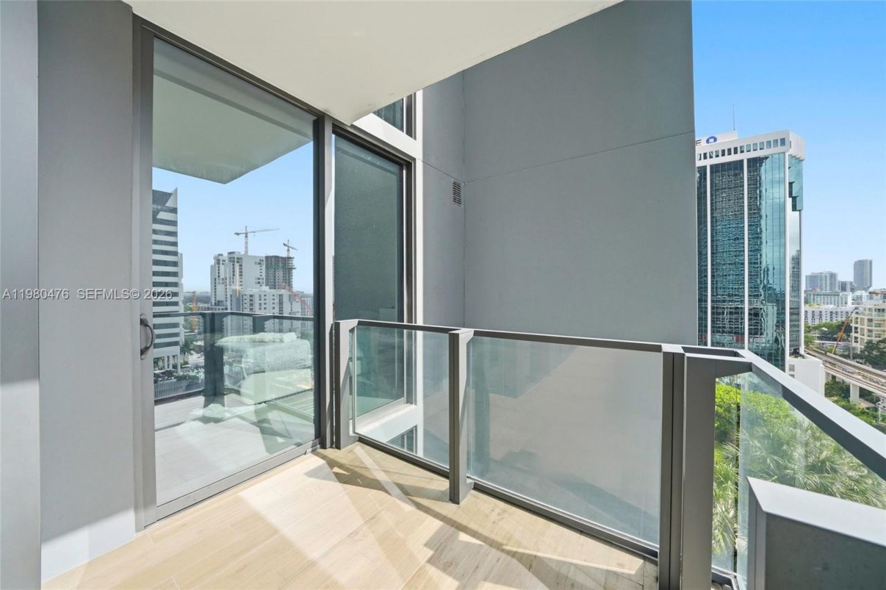 88 SW 7th St, Unit 1010, Miami, FL 33130 Photo