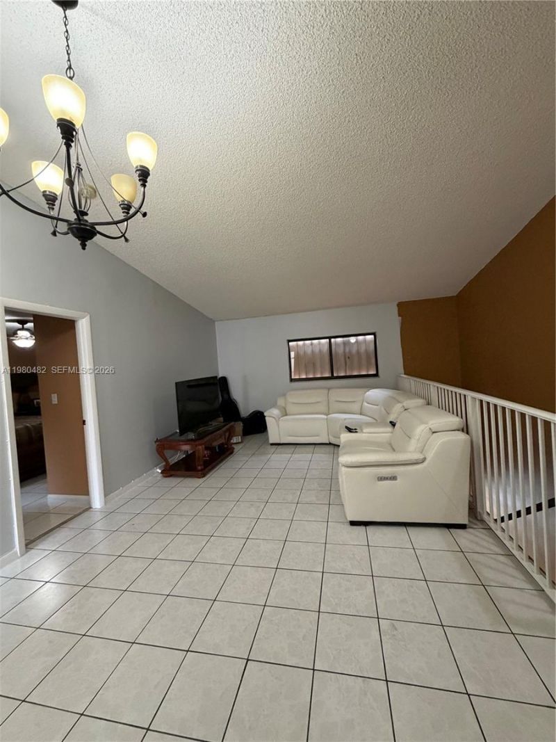 7792 W 29th Way , Unit 202, Hialeah, FL 33018 Photo