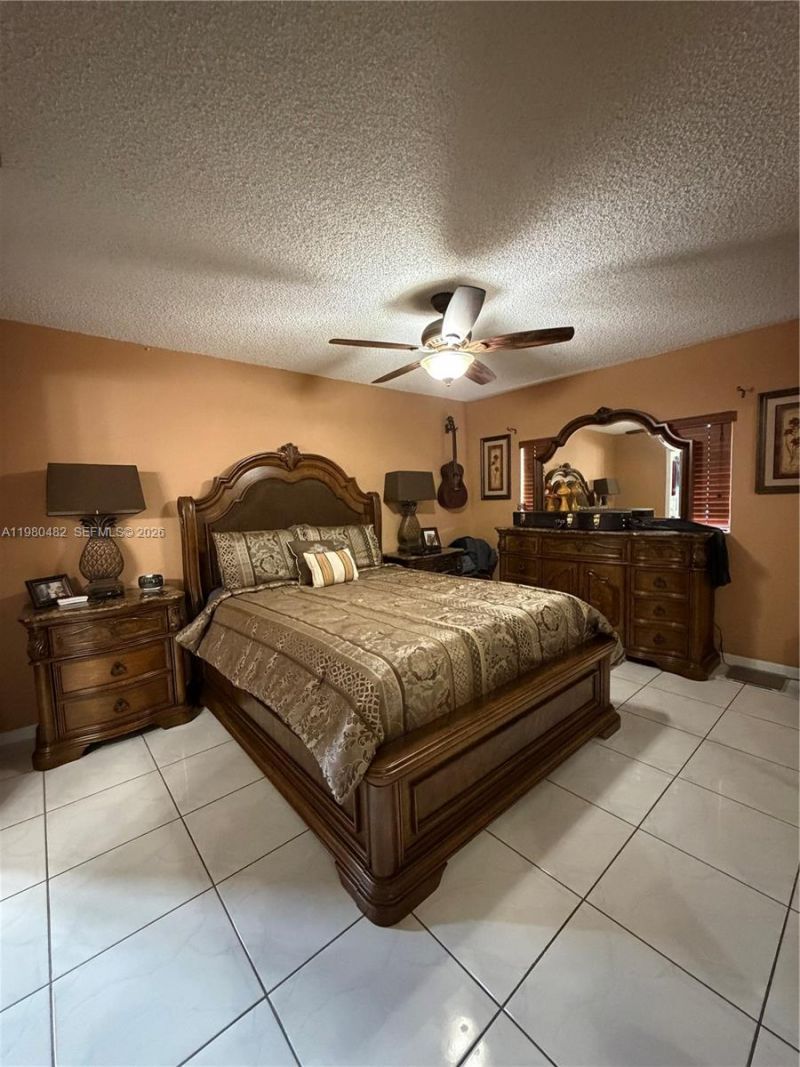7792 W 29th Way , Unit 202, Hialeah, FL 33018 Photo
