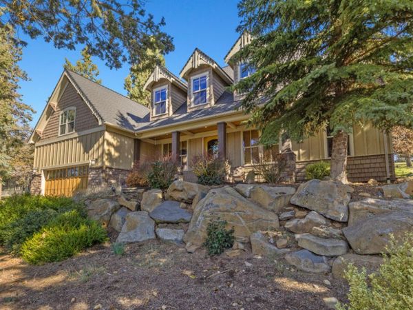 11017 Siskin Lane, Klamath Falls, OR 97601