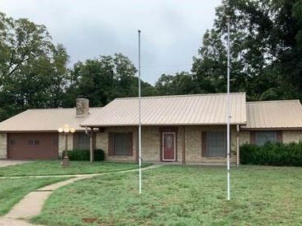 1470 W South Loop, Stephenville, TX 76401