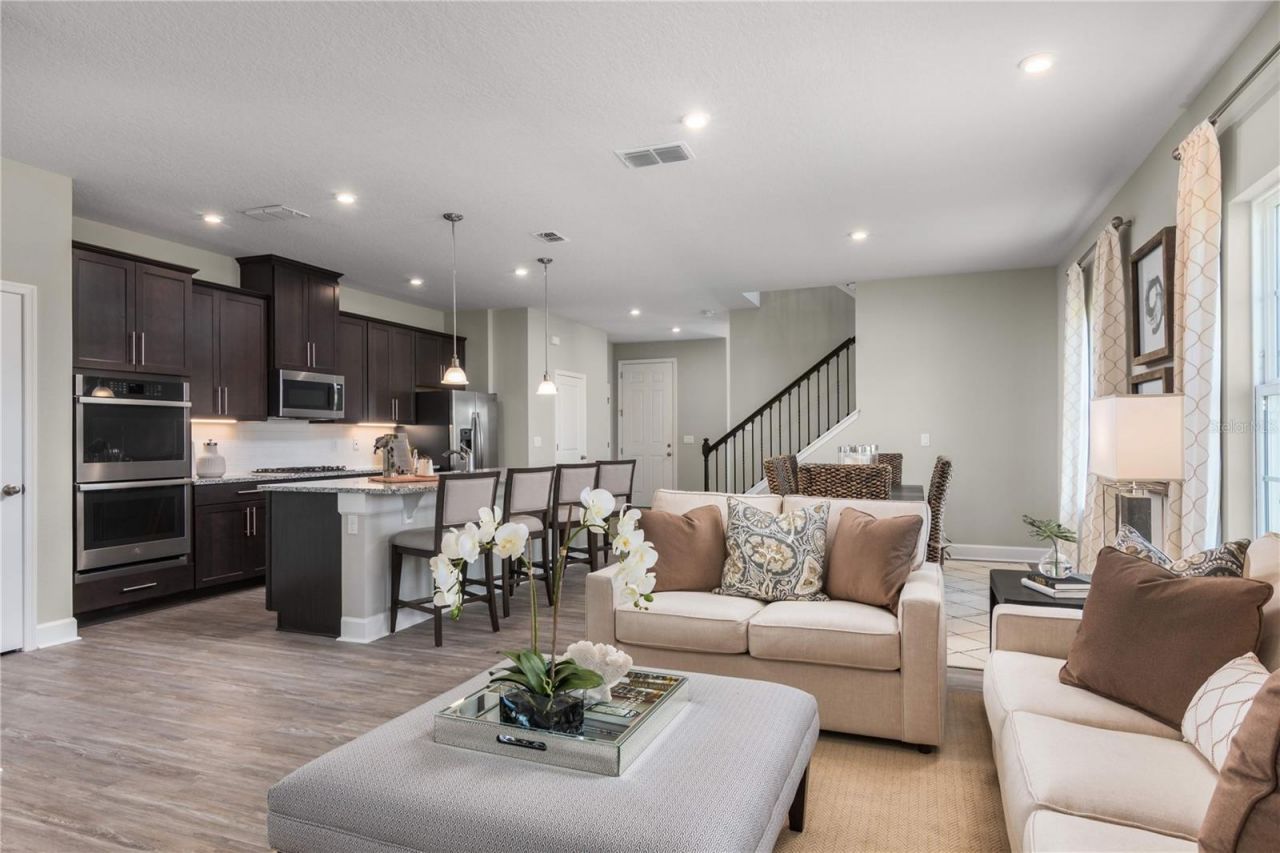 3750 Sky Mountain Alley , Apopka, FL 32712 Photo