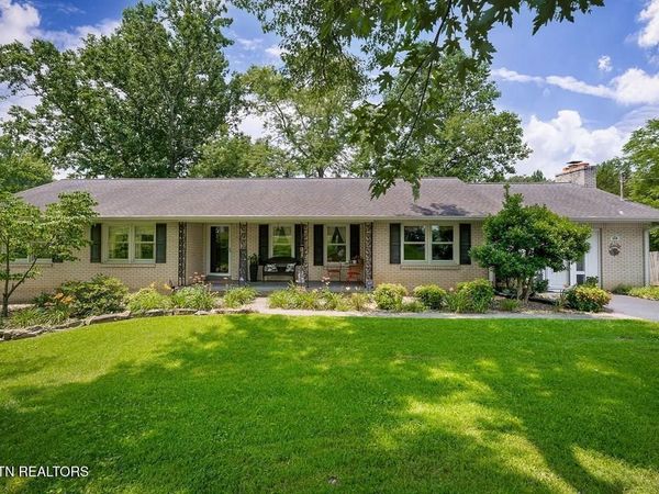 359 CC Camp Rd, Cookeville, TN 38501