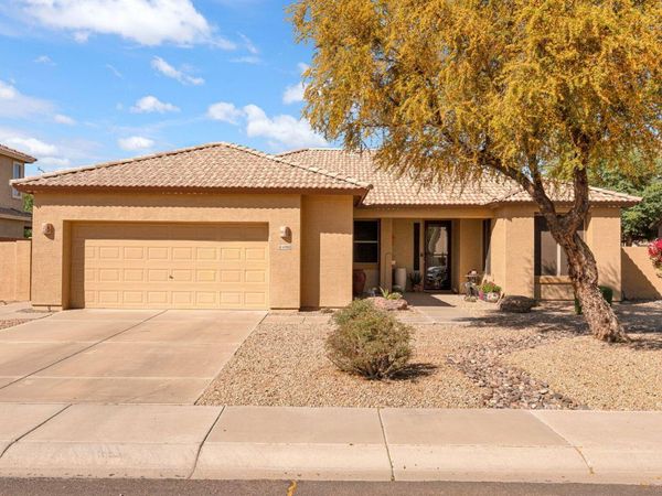 6988 S WILSON Drive, Chandler, AZ 85249