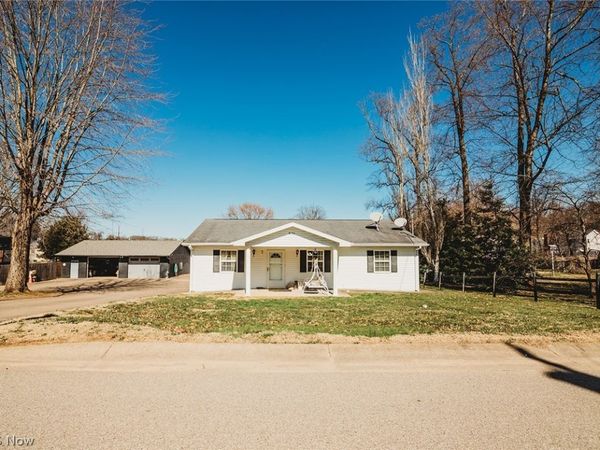 901 56th Street, Vienna, WV 26105