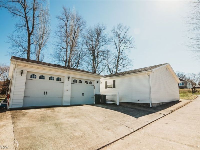 901 56th Street, Vienna, WV 26105 Photo 6