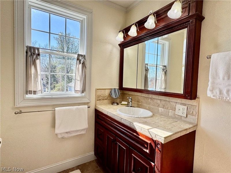 517 3rd Street , Marietta, OH 45750 Photo 35