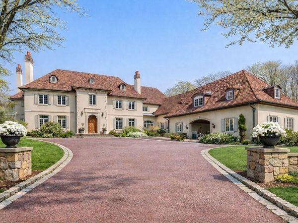 4 Cowdray Park Drive, Armonk, NY 10504