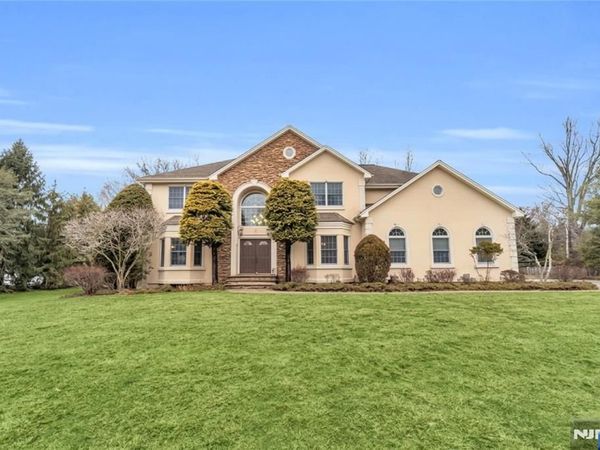 1 Sherwood Court, OLD TAPPAN, NJ 07675