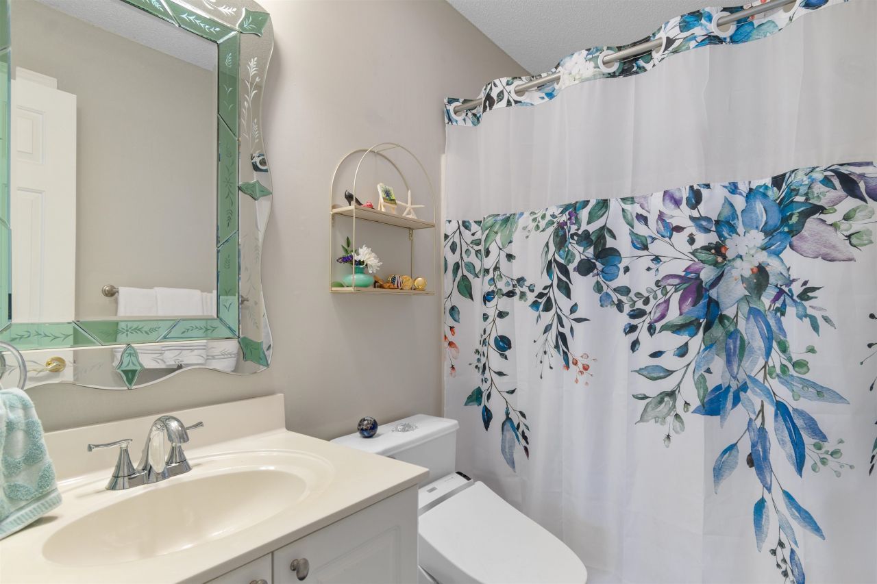 631 Woodmoor Dr. Photo 16