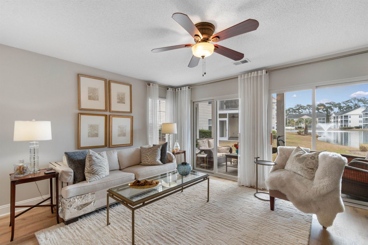 631 Woodmoor Dr. Photo 7