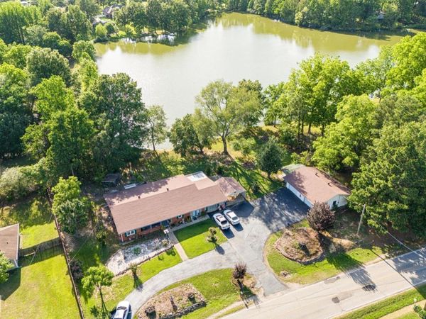 2300 Mount Carmel Road, Paragould, AR 72450