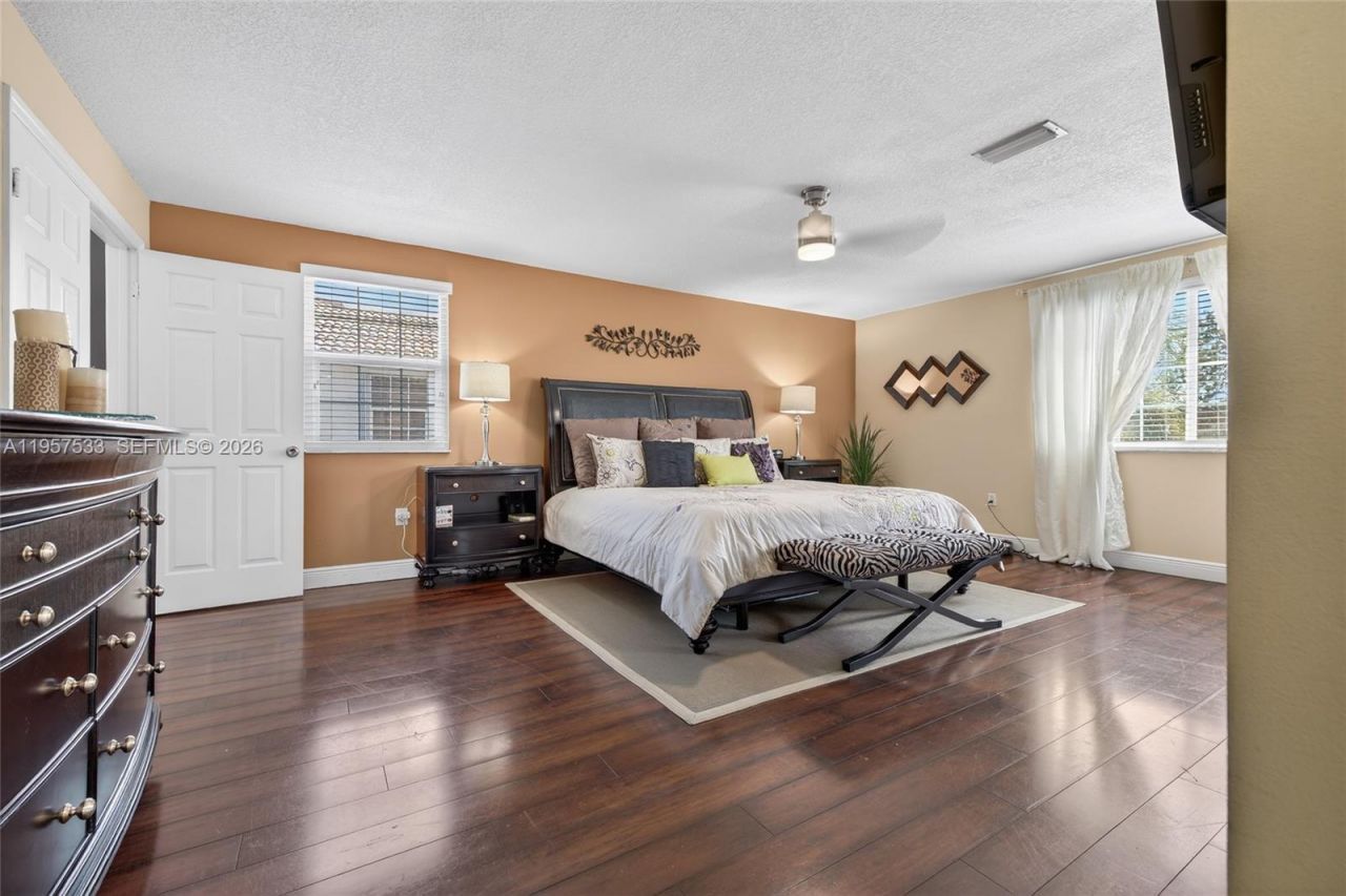 1485 NW 129th Ter , Sunrise, FL 33323 Photo