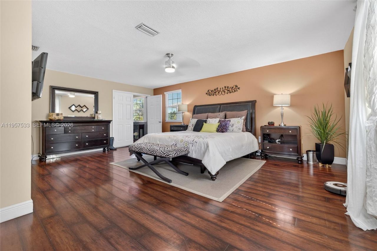 1485 NW 129th Ter , Sunrise, FL 33323 Photo