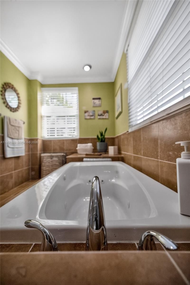 1485 NW 129th Ter , Sunrise, FL 33323 Photo