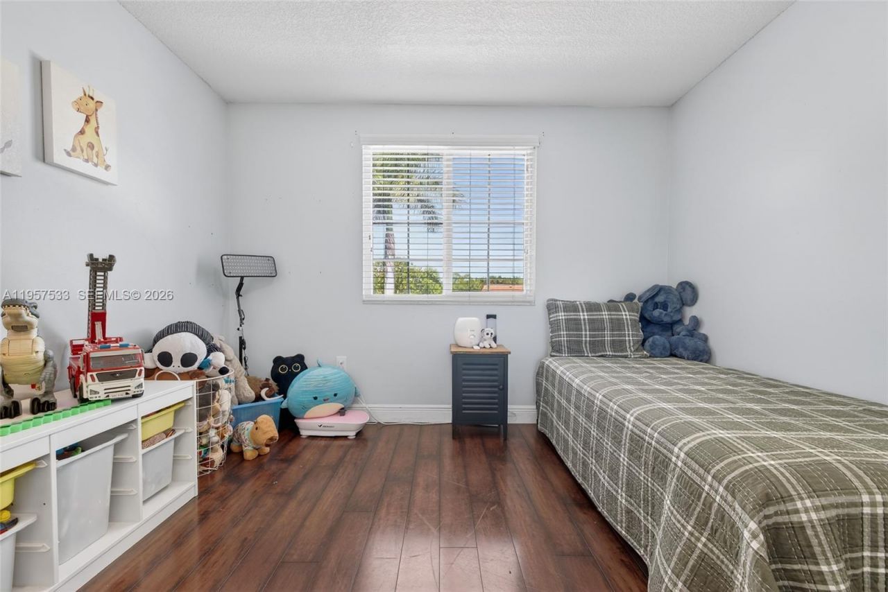 1485 NW 129th Ter , Sunrise, FL 33323 Photo