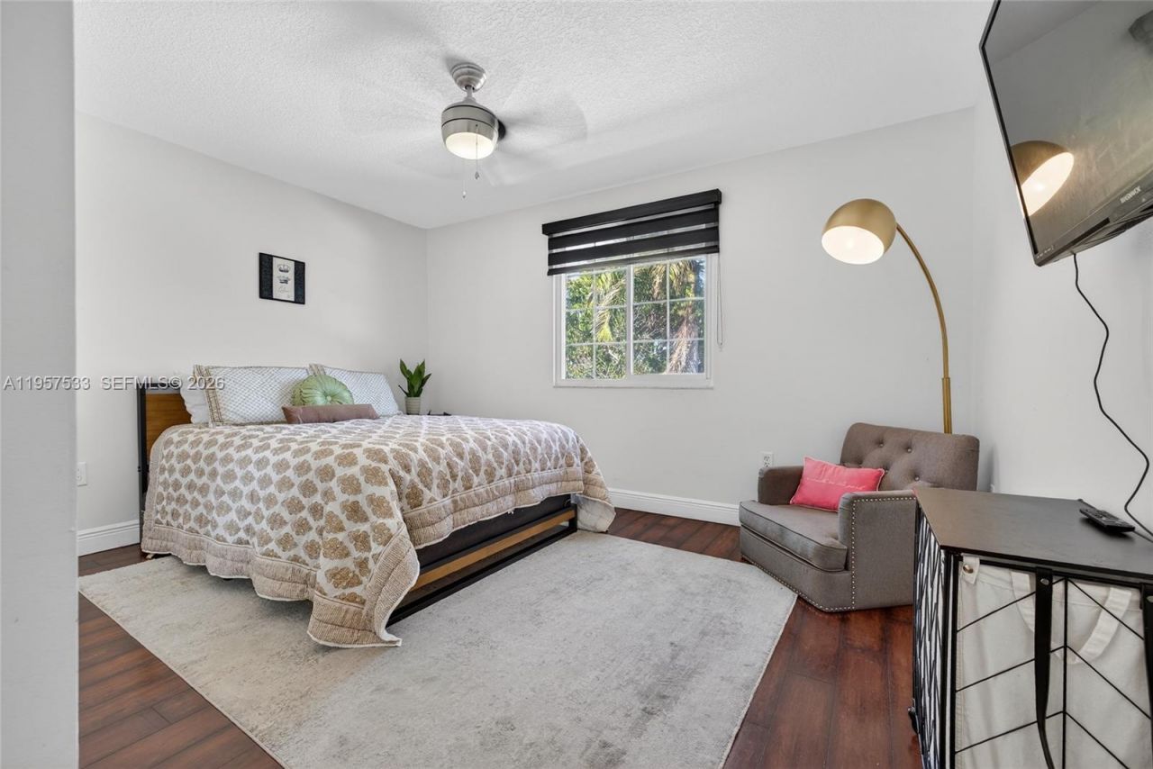 1485 NW 129th Ter , Sunrise, FL 33323 Photo