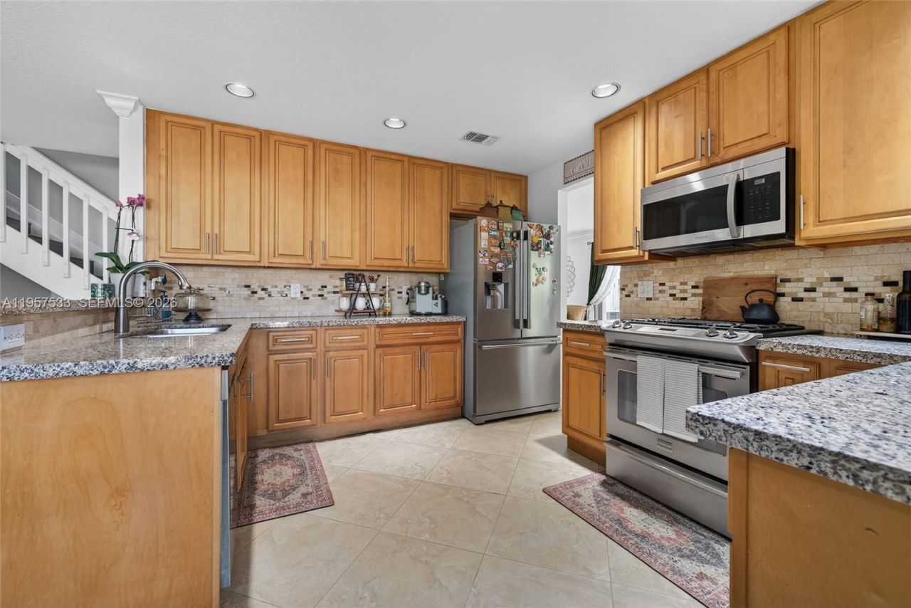 1485 NW 129th Ter , Sunrise, FL 33323 Photo