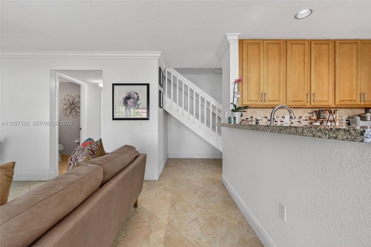 1485 NW 129th Ter , Sunrise, FL 33323 Photo