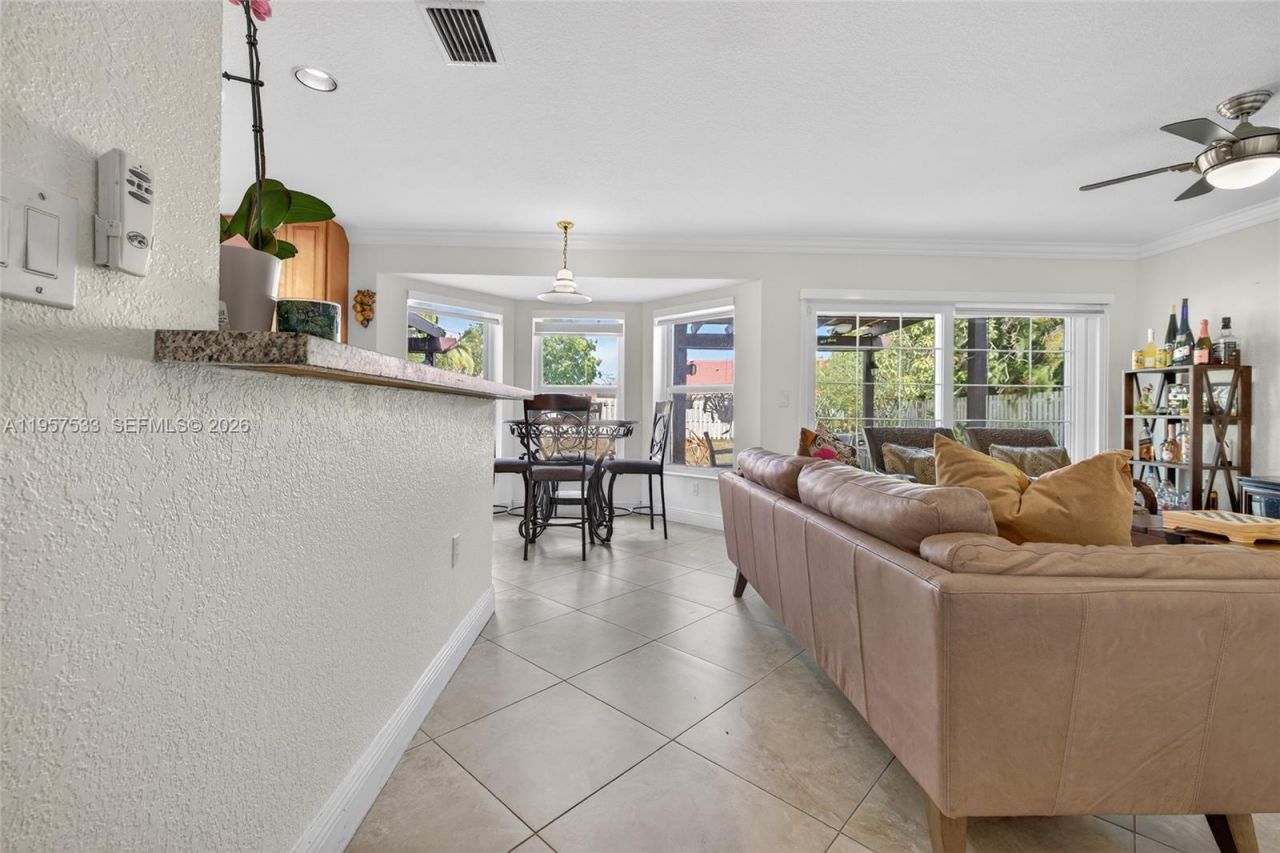 1485 NW 129th Ter , Sunrise, FL 33323 Photo