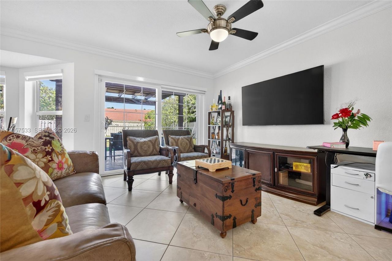 1485 NW 129th Ter , Sunrise, FL 33323 Photo