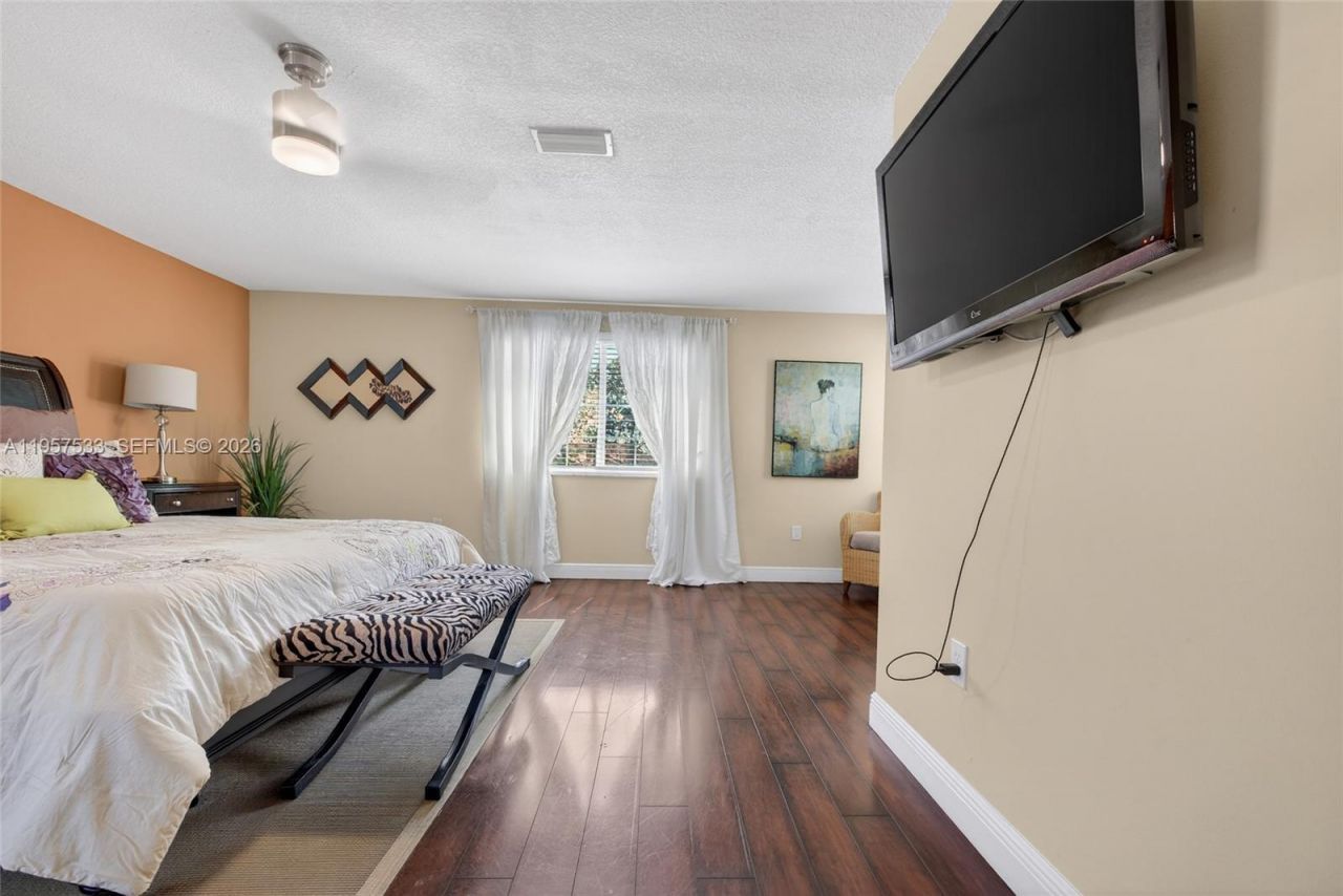 1485 NW 129th Ter , Sunrise, FL 33323 Photo