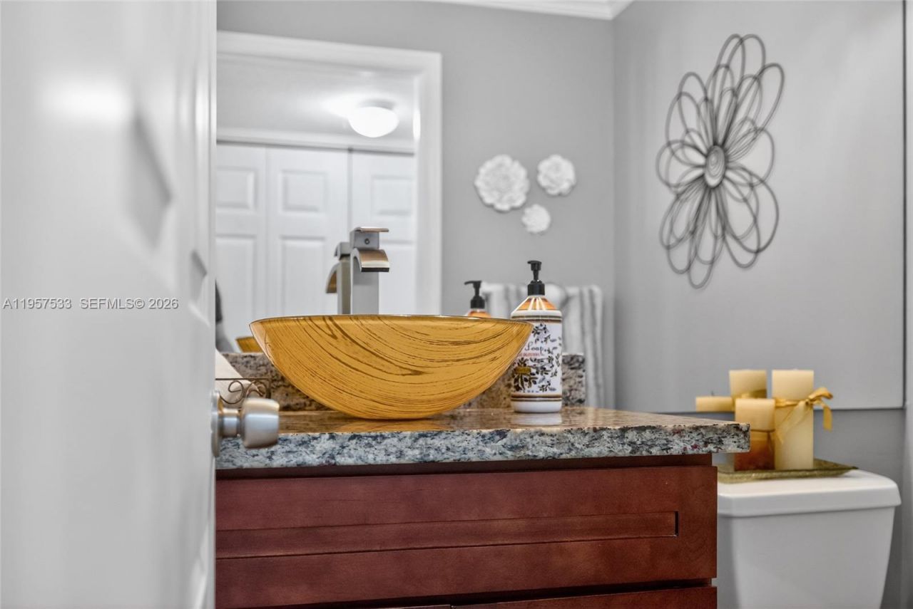 1485 NW 129th Ter , Sunrise, FL 33323 Photo