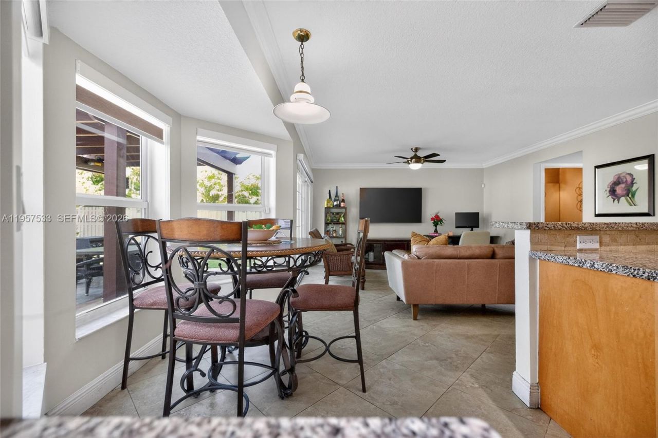 1485 NW 129th Ter , Sunrise, FL 33323 Photo