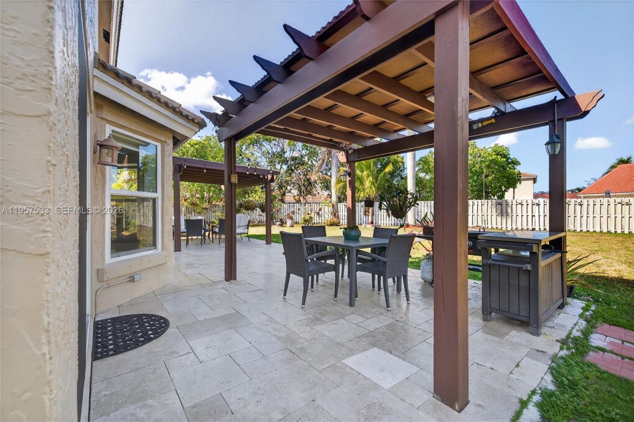 1485 NW 129th Ter , Sunrise, FL 33323 Photo