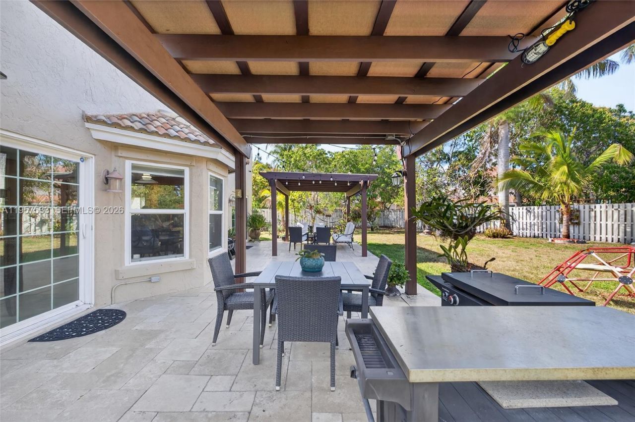 1485 NW 129th Ter , Sunrise, FL 33323 Photo