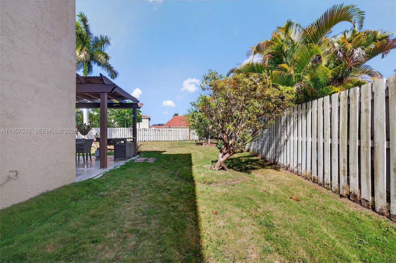 1485 NW 129th Ter , Sunrise, FL 33323 Photo