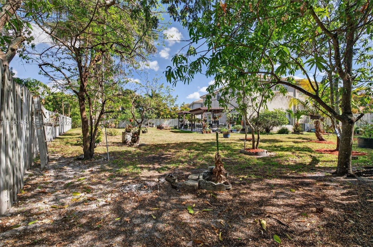 1485 NW 129th Ter , Sunrise, FL 33323 Photo