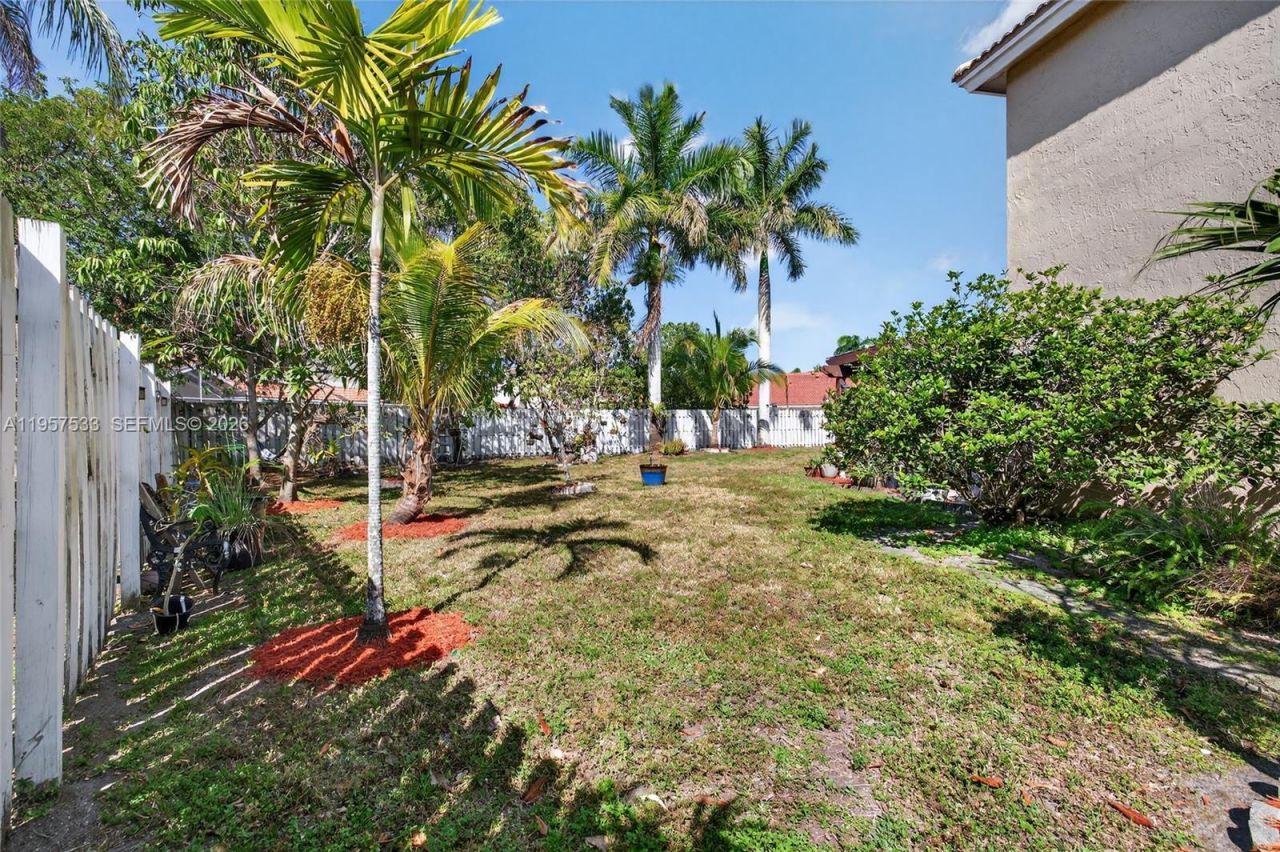 1485 NW 129th Ter , Sunrise, FL 33323 Photo