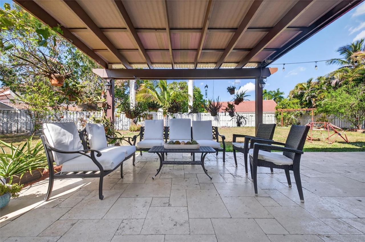 1485 NW 129th Ter , Sunrise, FL 33323 Photo