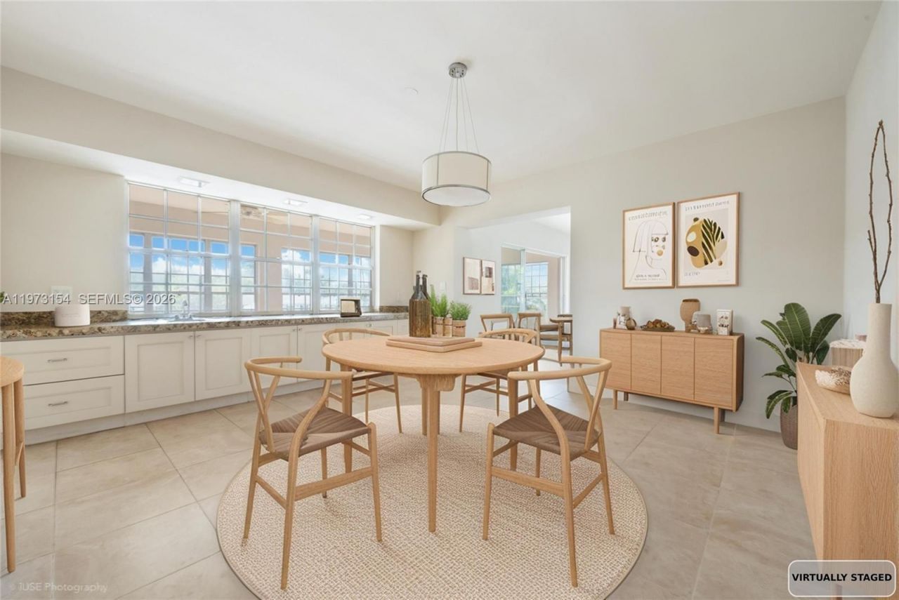 1265 S Alhambra Cir , Unit B, Coral Gables, FL 33146 Photo