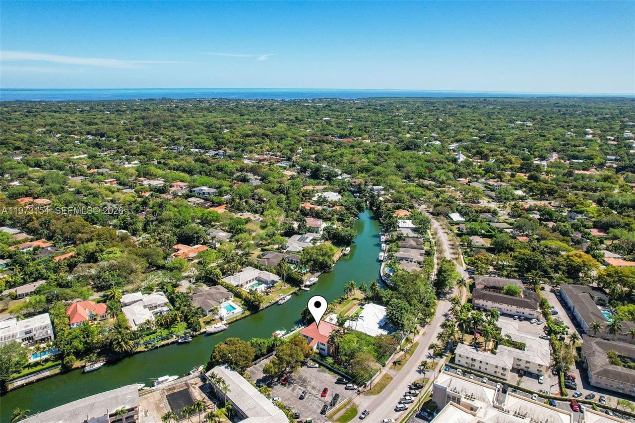 1265 S Alhambra Cir , Unit B, Coral Gables, FL 33146 Photo