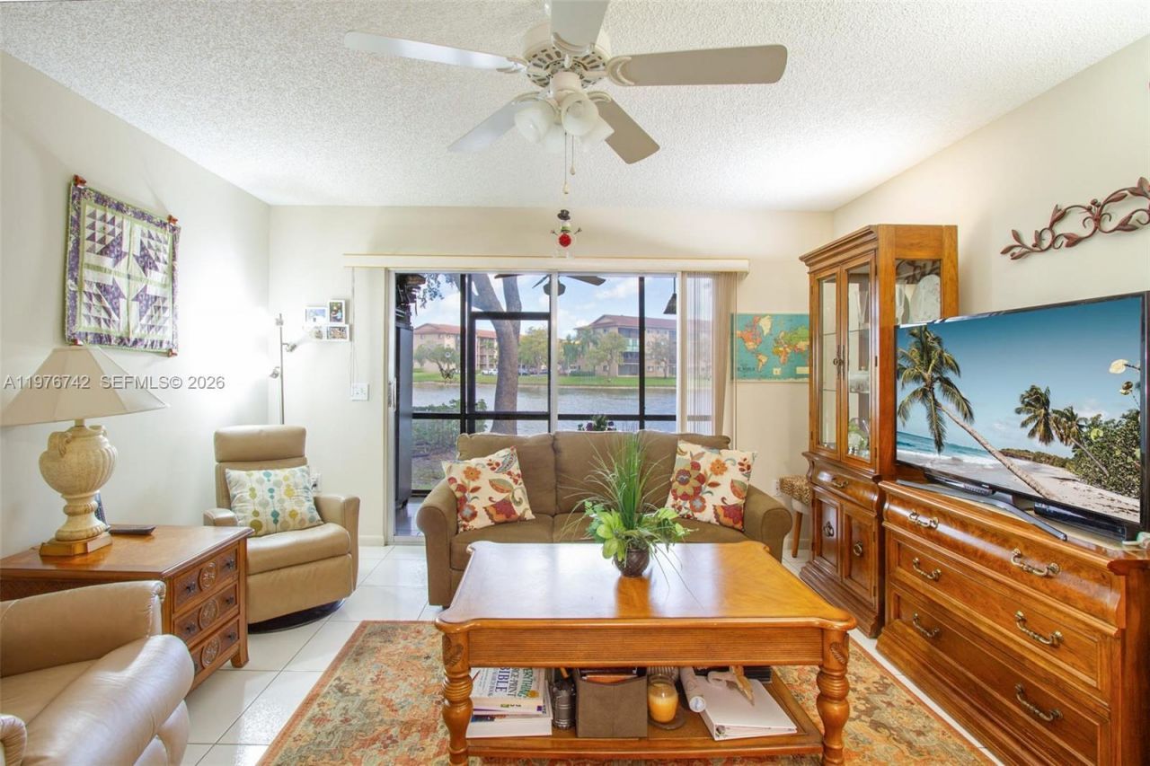 1201 SW 141st Ave, Unit 110J, Pembroke Pines, FL 33027 Photo