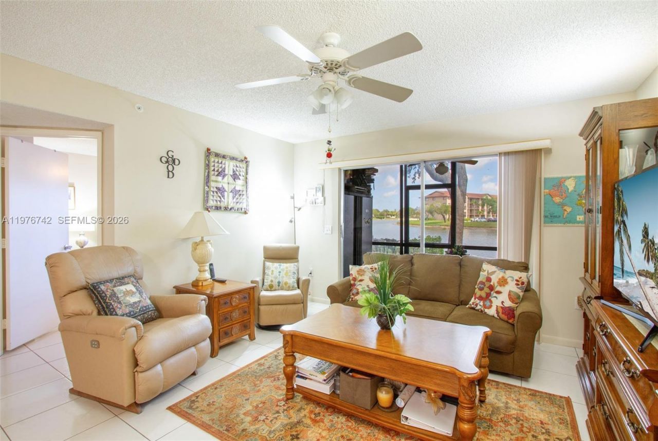 1201 SW 141st Ave, Unit 110J, Pembroke Pines, FL 33027 Photo