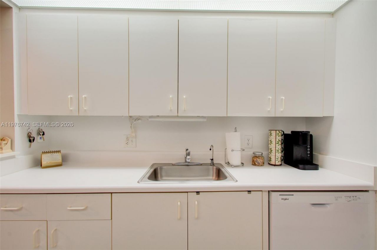 1201 SW 141st Ave, Unit 110J, Pembroke Pines, FL 33027 Photo