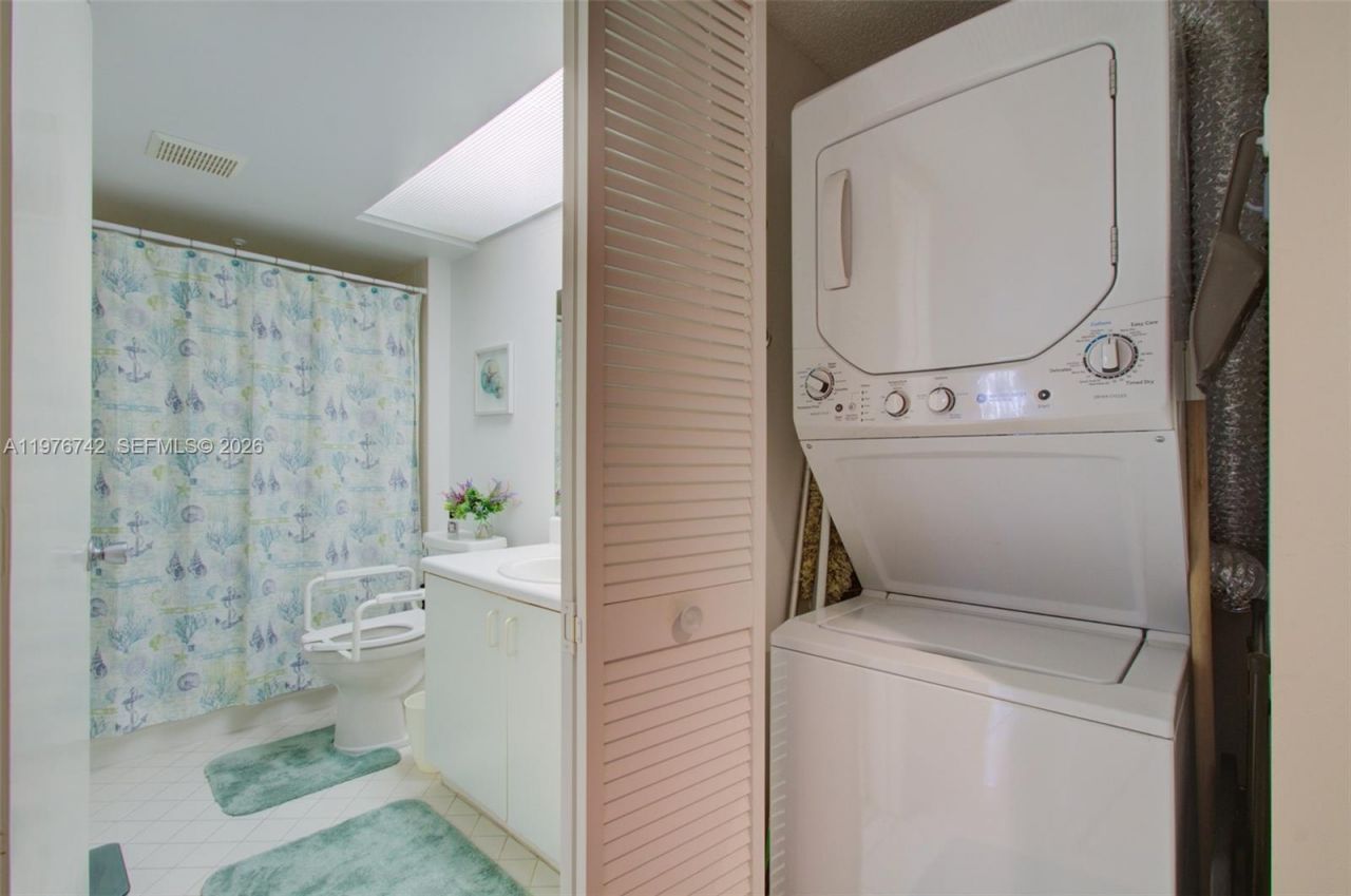 1201 SW 141st Ave, Unit 110J, Pembroke Pines, FL 33027 Photo