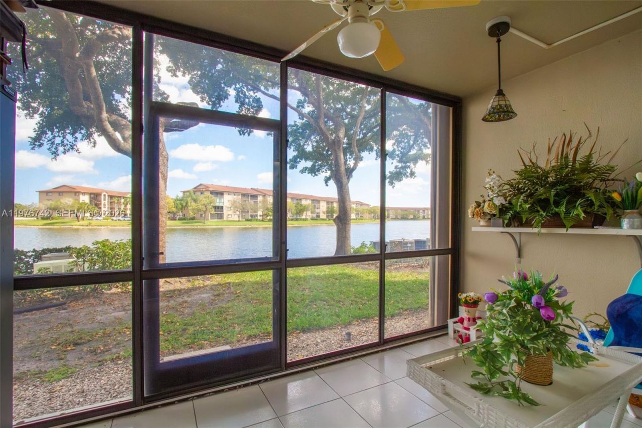 1201 SW 141st Ave, Unit 110J, Pembroke Pines, FL 33027 Photo
