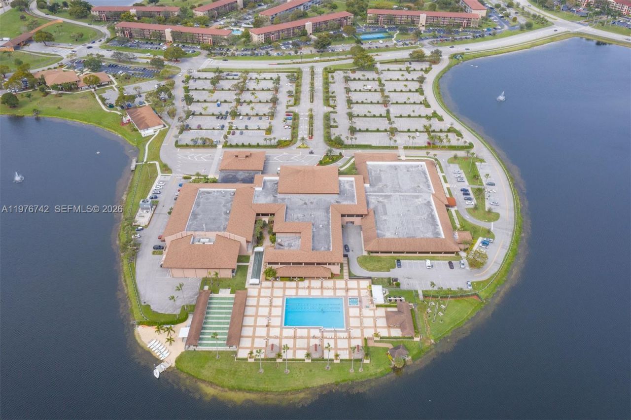 1201 SW 141st Ave , Unit 110J, Pembroke Pines, FL 33027 Photo