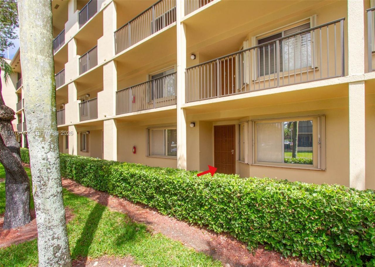 1201 SW 141st Ave , Unit 110J, Pembroke Pines, FL 33027 Photo