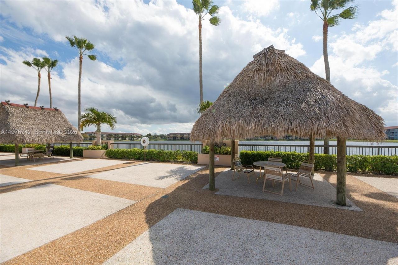 1201 SW 141st Ave , Unit 110J, Pembroke Pines, FL 33027 Photo