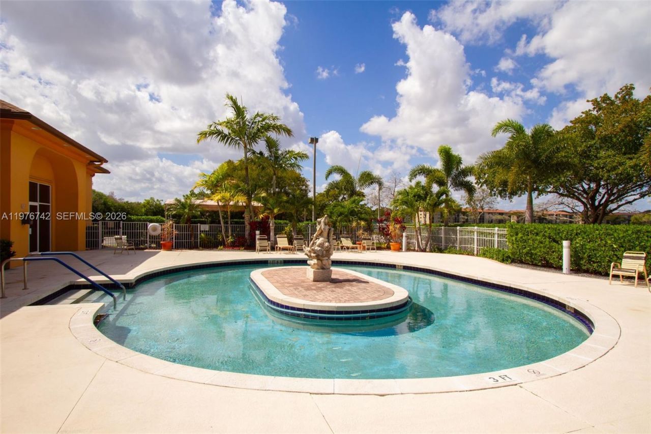 1201 SW 141st Ave, Unit 110J, Pembroke Pines, FL 33027 Photo