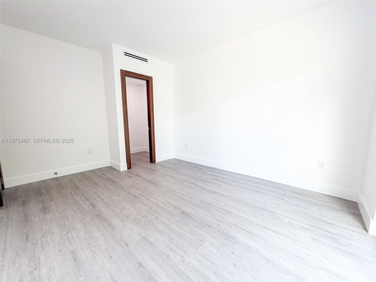 3669 Frow Ave, Miami, FL 33133 Photo