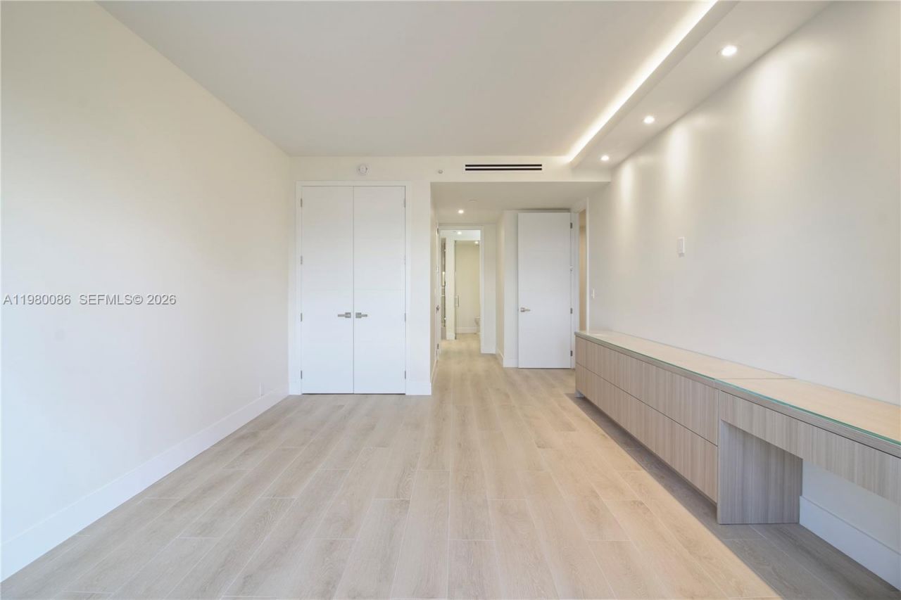 151 Crandon Blvd, Unit 540, Key Biscayne, FL 33149 Photo