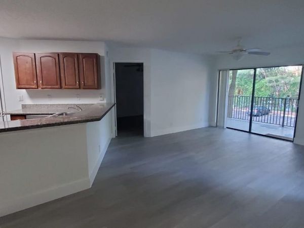 9999 Summerbreeze Dr , Unit 904, Sunrise, FL 33322