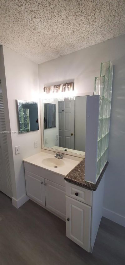 9999 Summerbreeze Dr , Unit 904, Sunrise, FL 33322 Photo